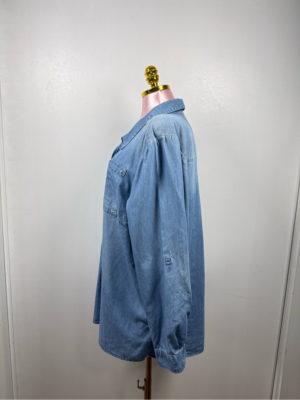 Lane Bryant Chambray Tunic Top Plus Size 22/24 Blue Soft Lyocell Cotton - Picture 8 of 10